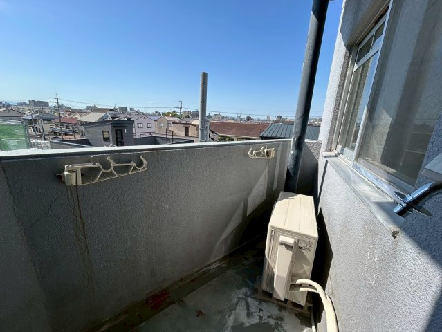 19サンライズ上小阪のバルコニー