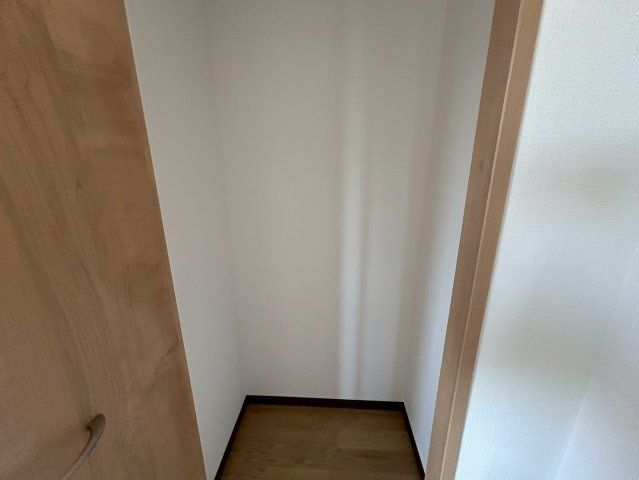 19サンライズ上小阪の収納