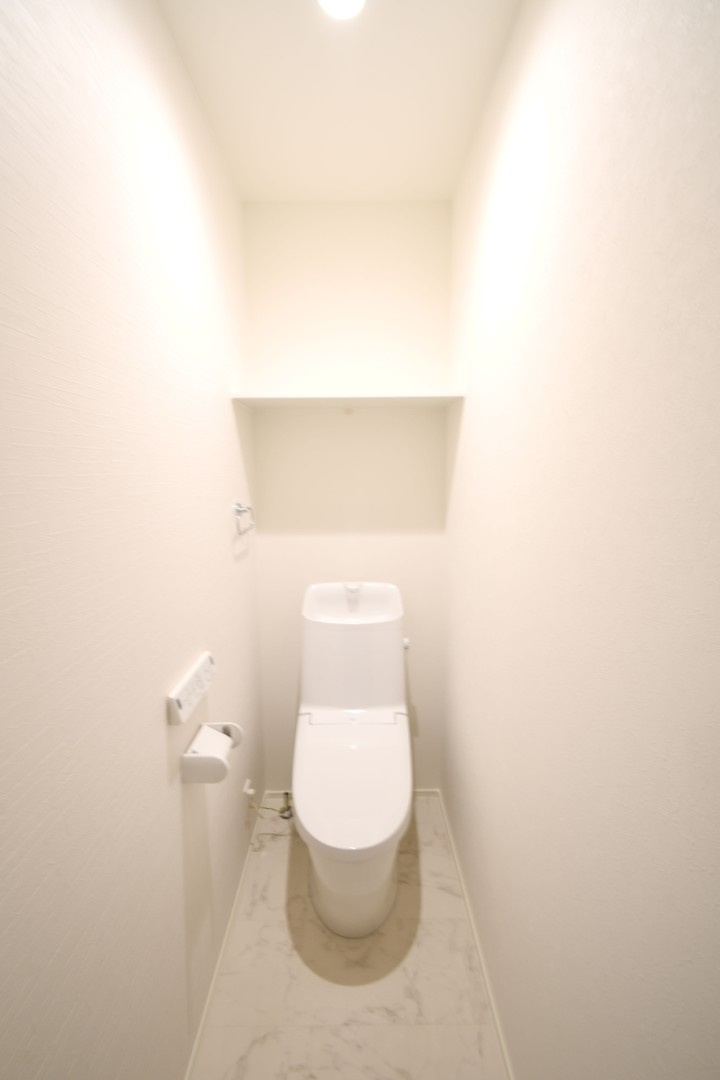 高知市朝倉西町 ⑥ 新築戸建てのトイレ|＊イメージ写真です。