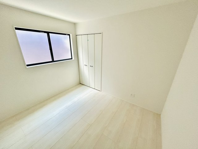 グラファーレ四街道鹿渡６期の洋室|
