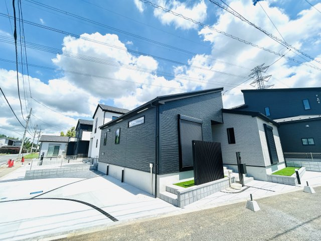 グラファーレ四街道鹿渡６期の外観|
