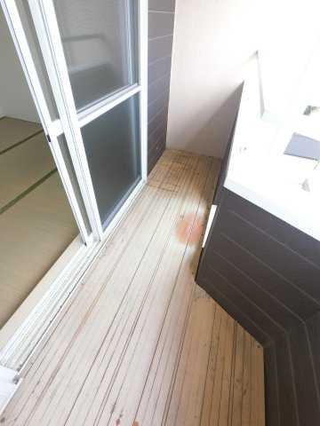 KE6番館のバルコニー