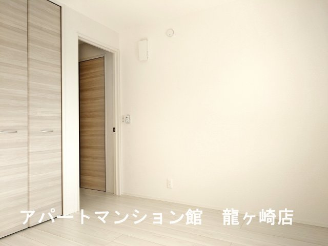 トリシア花水木 Ｙの寝室