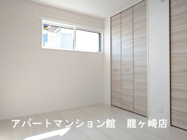 トリシア花水木 Ｙの寝室