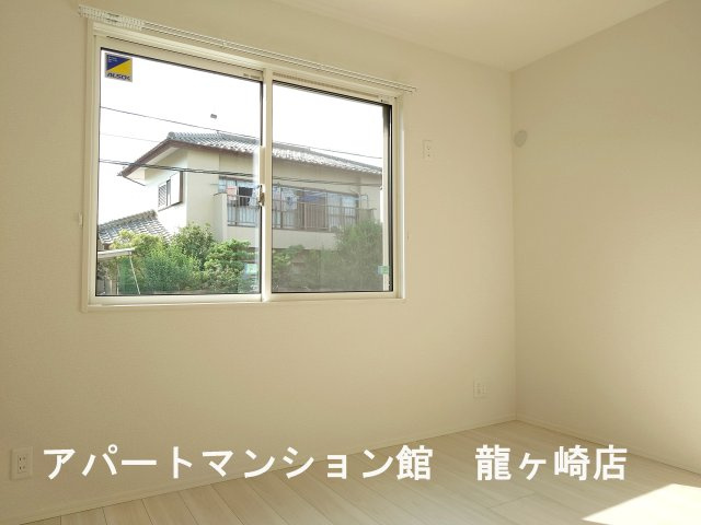 トリシア花水木 Ｙの寝室