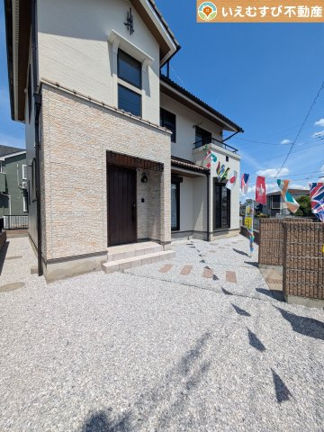 深谷市西島　中古戸建の庭|ガーデニングが楽しめそう
季節の草花で彩りを！ガーデニングで緑あふれる景色を作るのも楽しみ♪