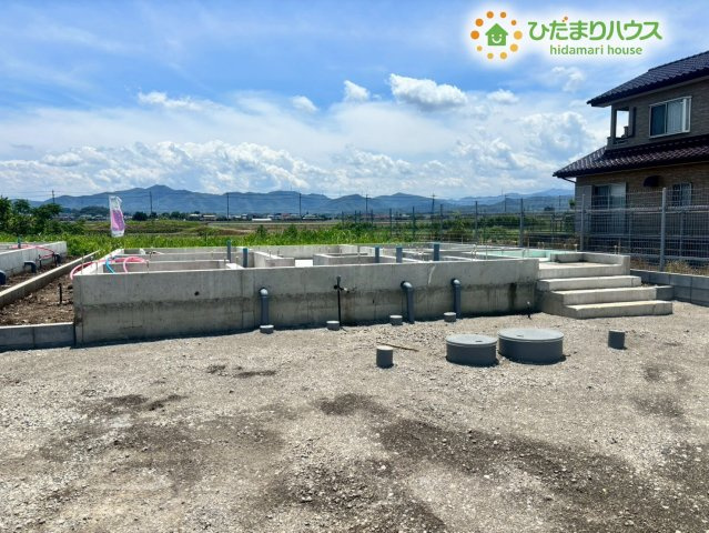 本庄市児玉町上真下　第2　新築一戸建て　クレイドルガーデン　01の前面道路含む現地写真