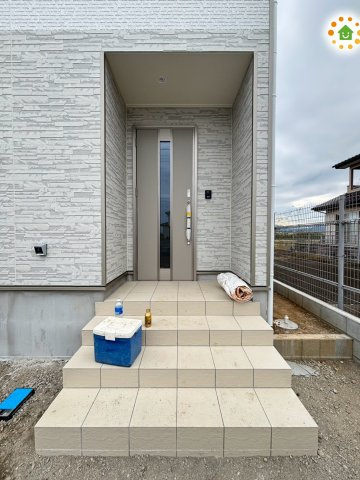 本庄市児玉町上真下　第2　新築一戸建て　クレイドルガーデン　01の玄関