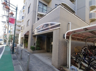【エントランス】