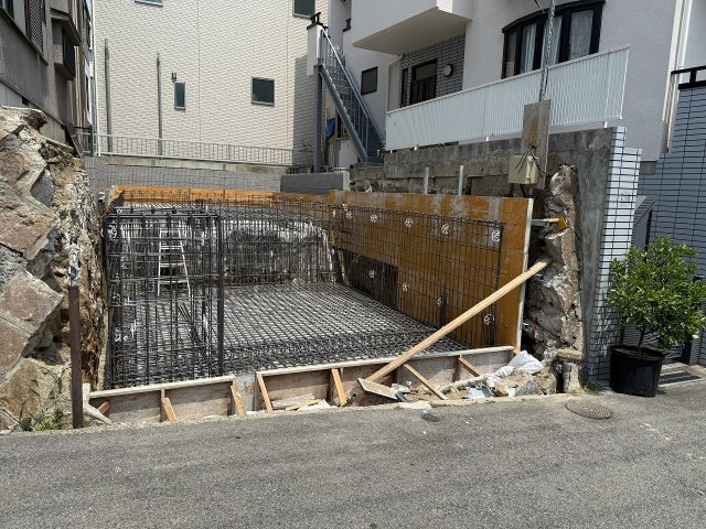 【前面道路含む現地写真】 | 灘区岩屋中町２丁目新築戸建