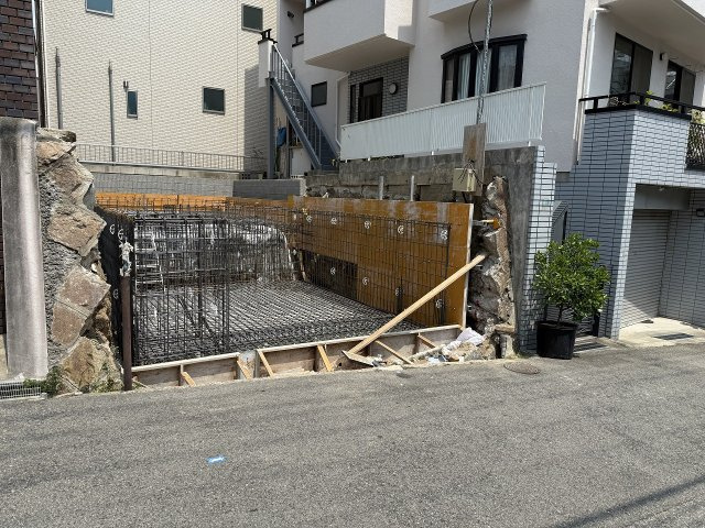 【前面道路含む現地写真】 | 灘区岩屋中町２丁目新築戸建