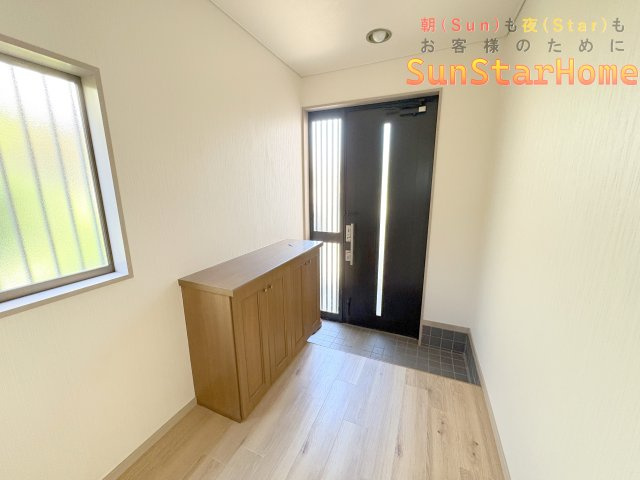 【※サンスターホーム限定物件】立川市柏町３丁目　リフォーム済み戸建の玄関