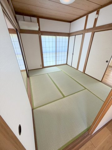安佐町久地ハウスの和室