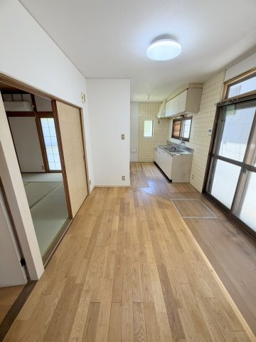 安佐町久地ハウスの居間・リビング