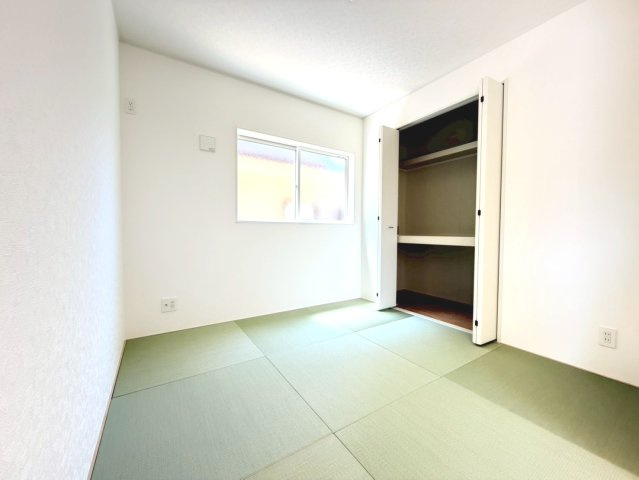 クワイエ　本巣市早野第1　全1区画分譲の和室|一室あると便利な和室は、来客時はもちろん、お子様のお昼寝や遊び場、寝室としてもご利用いただけます。
日本の良き文化を引き継ぐ、色々な用途で使える、癒しの空間です。