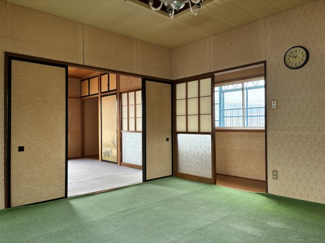 米沢市塩井町塩野　二階建て中古住宅の和室|２階