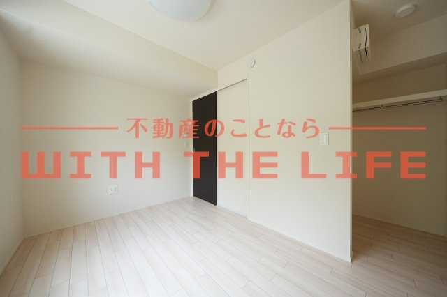 Ｌｉｇｈｔ　ｓｎｏｗ【キャッシュバック対象物件】の洋室