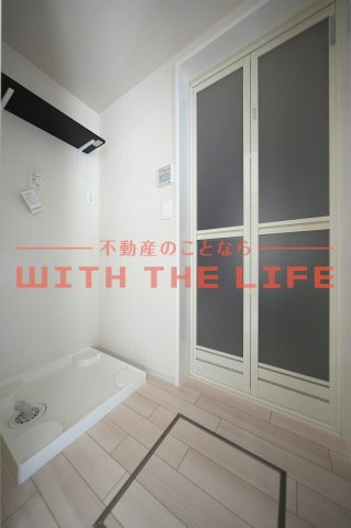 Ｌｉｇｈｔ　ｓｎｏｗ【キャッシュバック対象物件】の洗面所|忙しい朝には欠かせない洗面所です