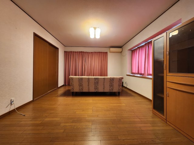 【居間・リビング】の画像
