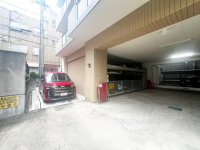 【駐車場】 | ロイヤルスクウェア住吉・東粉浜 | 家探しはどうやってするの？から資金のことや住宅ローン、税金や制度のことまで住宅の難しいことをわかりやすく説明いたします♪