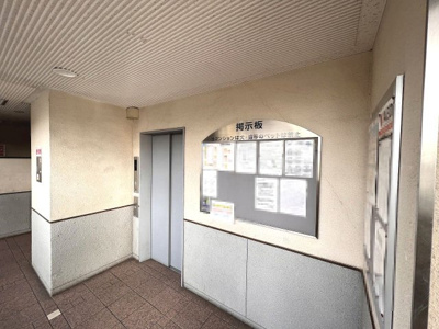 【その他】 | ディオ・フェルティ初芝 | 【エレベーター】荷物が多い日も楽々にお部屋に持っていけますね！