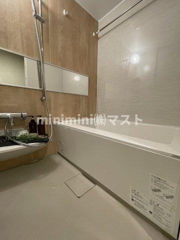 シーズンフラッツ靭本町の浴室