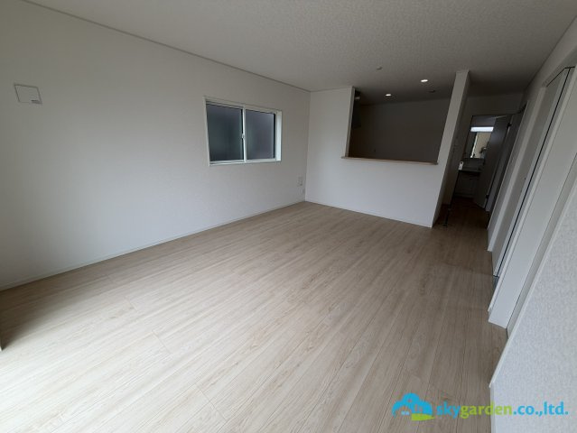 秦野市南矢名第19　新築戸建　全2棟2号棟の居間・リビング