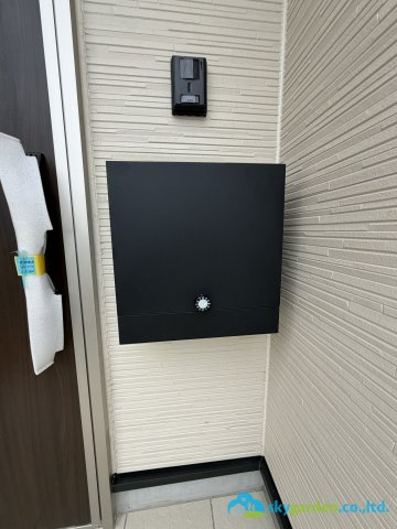 秦野市南矢名第19　新築戸建　全2棟2号棟の玄関
