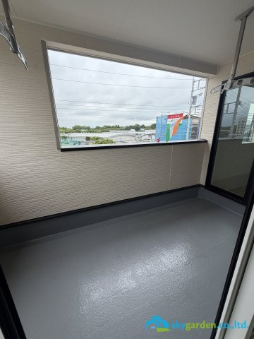 秦野市南矢名第19　新築戸建　全2棟2号棟のバルコニー