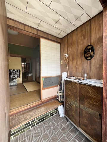 日奈久塩北町戸建の玄関