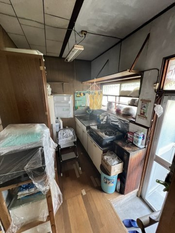 日奈久塩北町戸建のキッチン