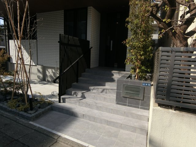 インフィールド元住吉祗園町のエントランス