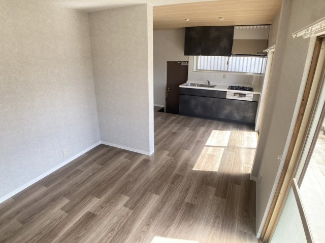 甲栄台５丁目貸家Ⅱの設備|各部屋とっても明るく綺麗です