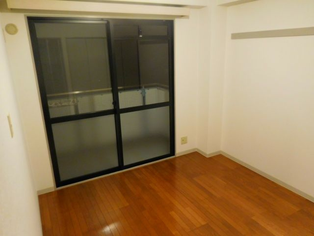 高槻市高西町の賃貸マンションの洋室