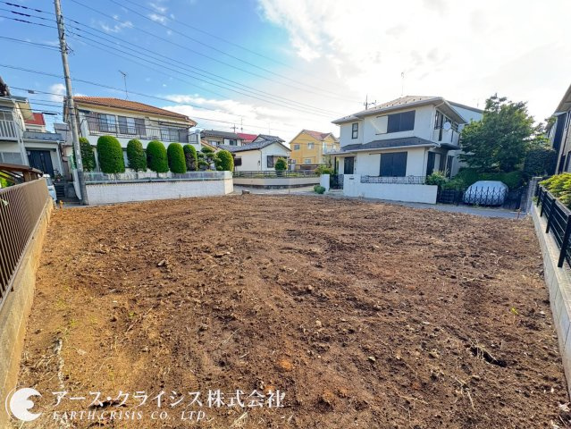 【外観】 | 流山市東深井 | 建築条件なし。思い描いたマイホームを、そのままカタチに。陽当たりも良く、ガーデニングや家庭菜園にもぴったりのゆとりある敷地。資産としても魅力のある立地で、将来を見据えた住まい選びを。