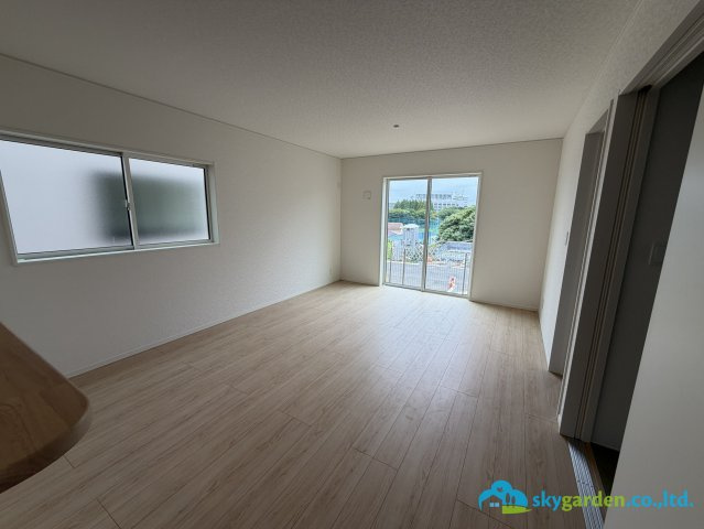 秦野市南矢名第19　新築戸建　全2棟1号棟の居間・リビング