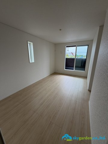 秦野市南矢名第19　新築戸建　全2棟1号棟の寝室