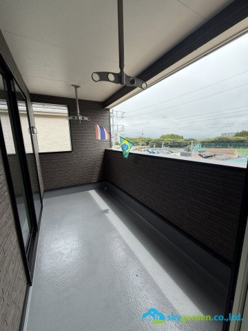 秦野市南矢名第19　新築戸建　全2棟1号棟のバルコニー