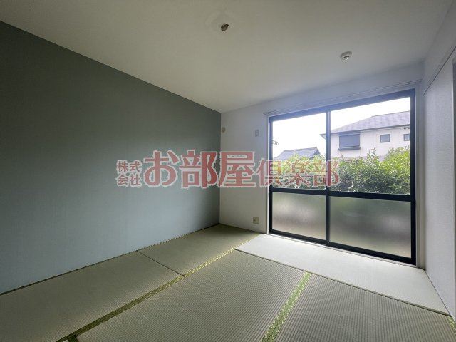 フォンテーヌ宮ノ陣 Ⅱ C棟の和室|ゆったりとくつろげる和室です