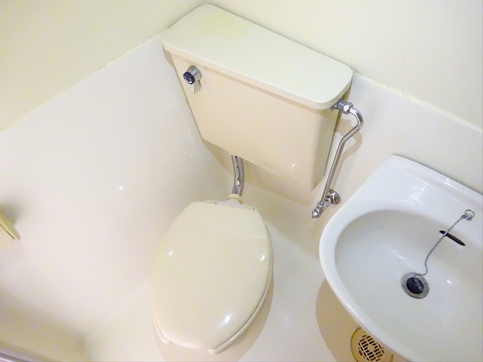 サンヒルズのトイレ|コンパクトで使いやすいトイレです