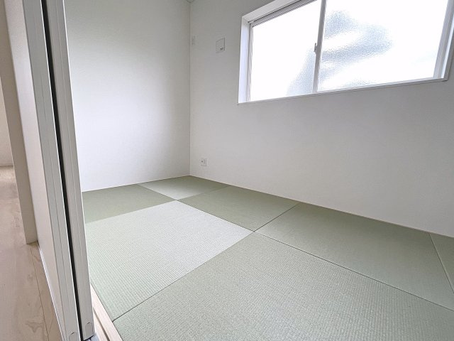 新築戸建・新築建売　矢吹町曙町第4　善郷小・矢吹中の和室|リビングのすぐ隣にあるのでお子様のお昼寝や遊び場として最適！