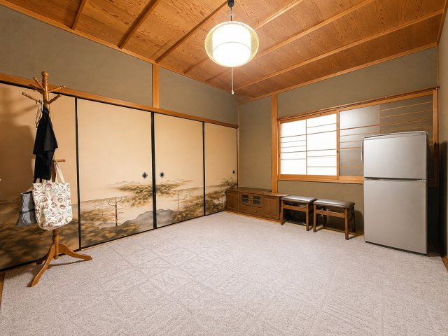 桜井市大字初瀬の居間・リビング|ゆったり過ごせる和室空間です　　※一部AI加工により家具を削除しています