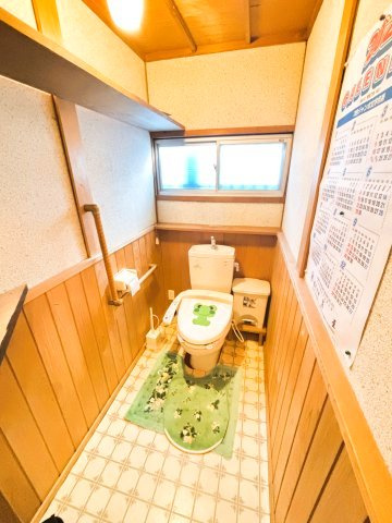 桜井市大字初瀬のトイレ|手すり付きで安心感のある設計