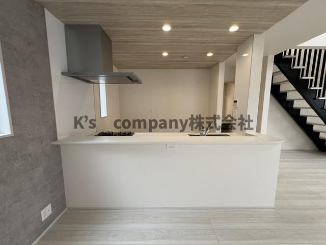 ◎高座郡寒川町一之宮8丁目　新築戸建◎のキッチン|上品さが際立つキッチン◇◇