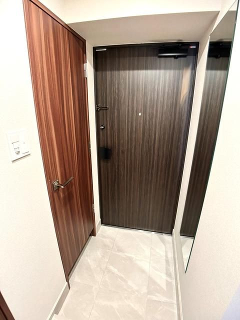 板橋本町ステーションレジデンスの玄関
