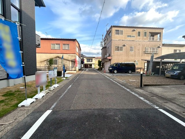 タマタウン　関市緑町　全2区画分譲の前面道路含む現地写真|■前面道路　■ヤマダ不動産　株式会社リライフ　
■夢のマイホーム購入をフルサポートします！
