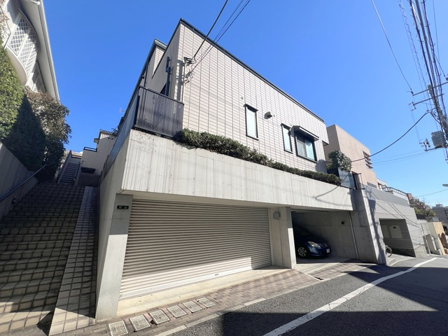 ドルフ諏訪山