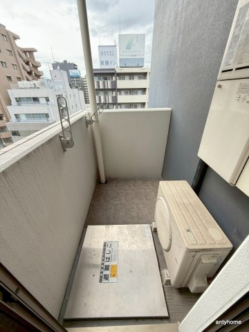 プレミアムコート谷町四丁目　仲介手数料無料のバルコニー