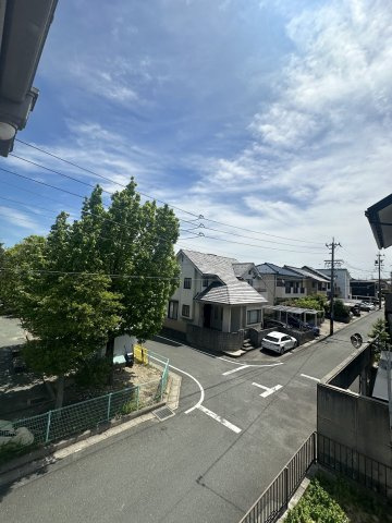 つつじが丘三丁目30番1貸家群の展望