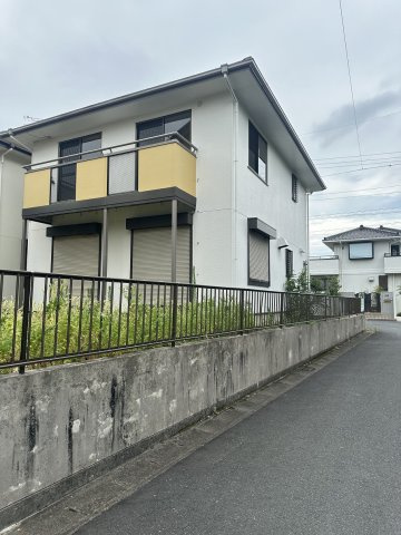 つつじが丘三丁目30番1貸家群の外観